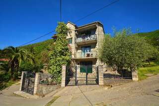 Апартаменты Apartments Dinko Zifra Тиват-2