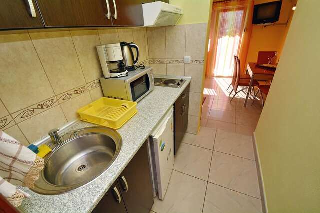 Апартаменты Apartments Dinko Zifra Тиват-30