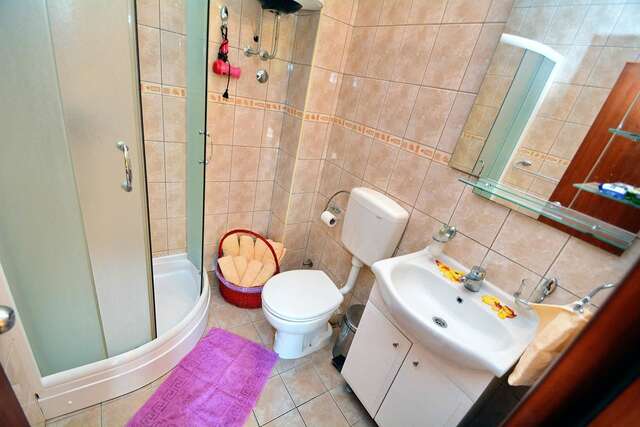 Апартаменты Apartments Dinko Zifra Тиват-33